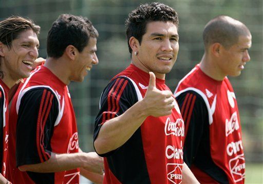 Mundial: Presidente visita práctica de Paraguay