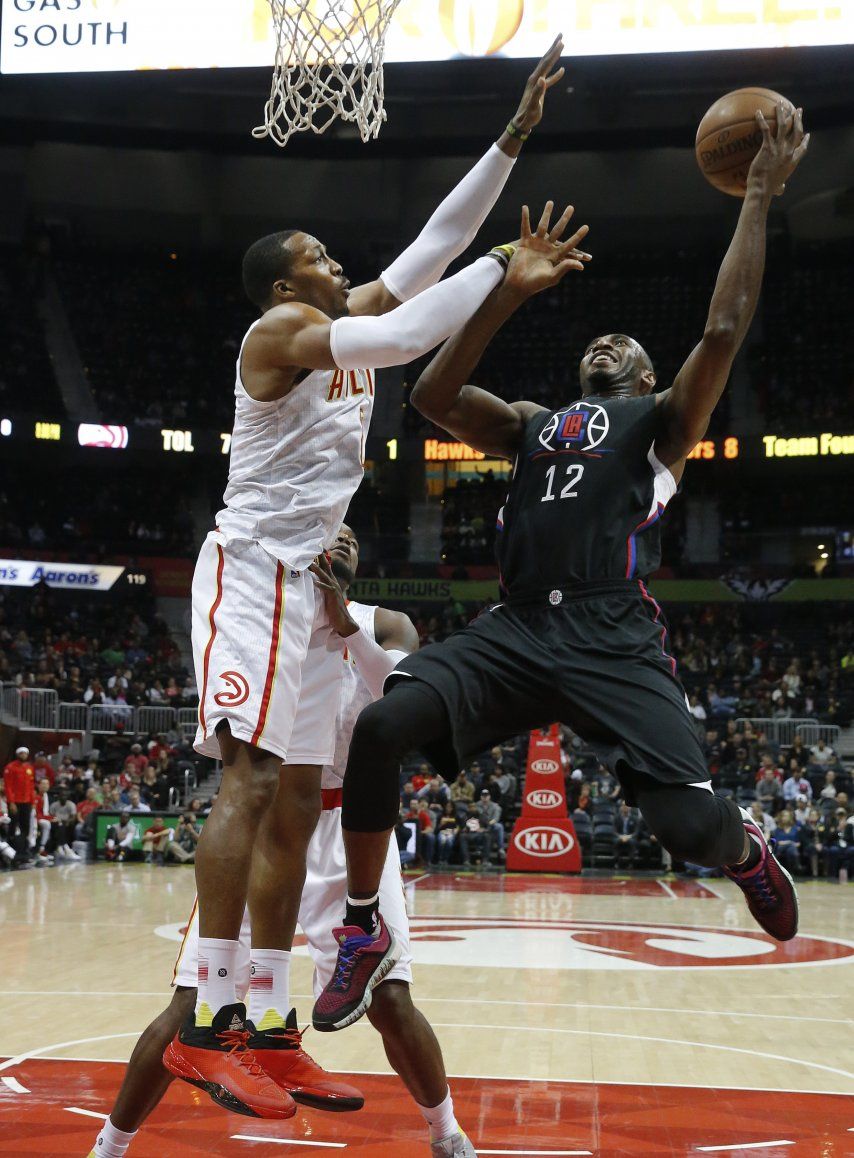 Rivers anota 27 y Clippers derrotan a Hawks