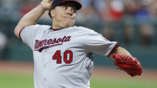 Rangers dan a Bartolo Colón contrato de ligas menores