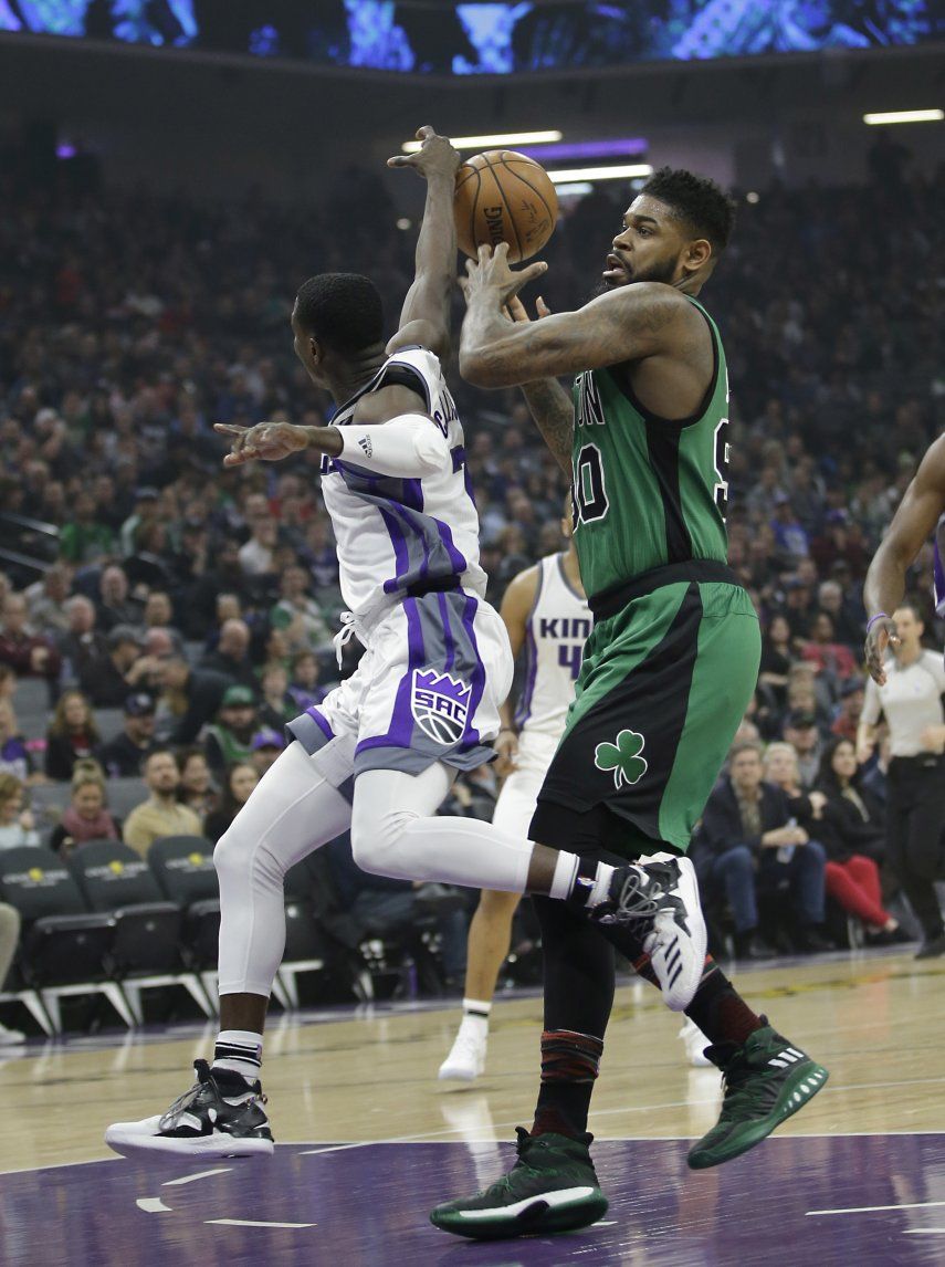 Collison anota 26, los Kings cortan la racha de los Celtics