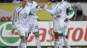 Wolfsburg vence 2-1 al Moenchengladbach