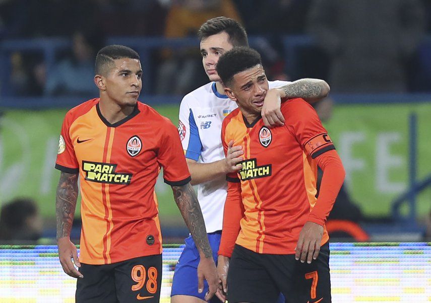 Ucrania: Expulsan a futbolista por responder a racistas