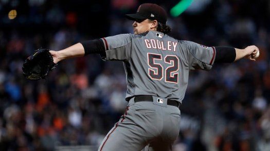 Godley brilla en lomita y Diamondbacks ganan a Gigantes 2-1