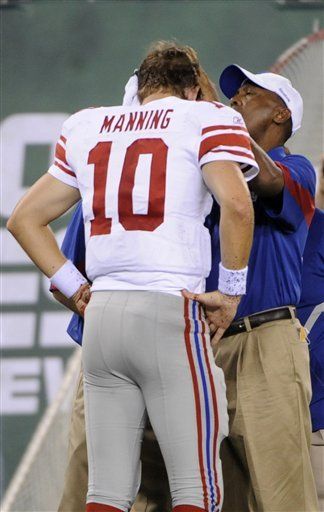 NFL: Manning se somete a más pruebas médicas y está en duda