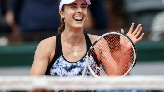 La francesa Alizé Cornet conquista el Torneo de Gstaad