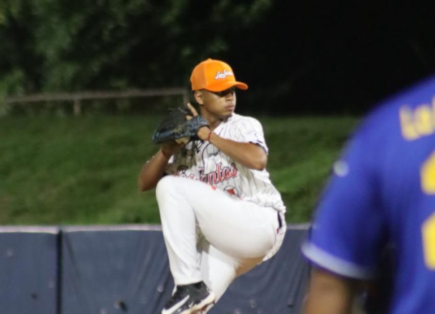 Béisbol Juvenil 2025: Los Santos gana el juego ante Oeste por violación de reglas