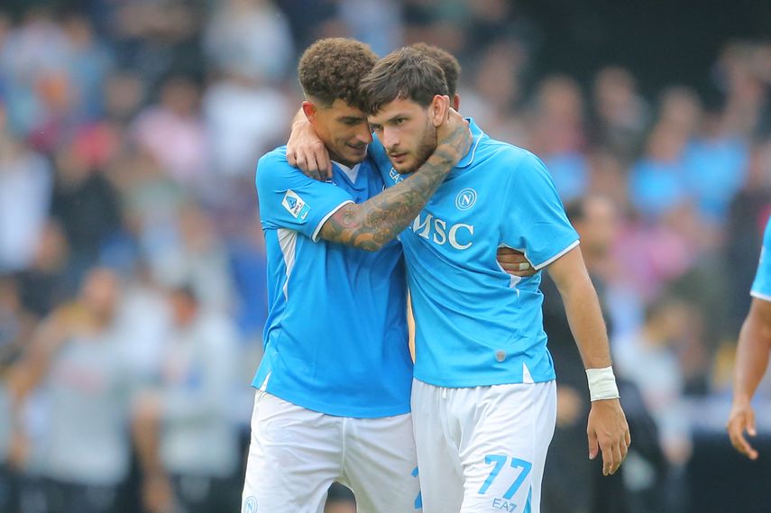 Serie A: Napoli hizo respetar su casa frente al Lecce