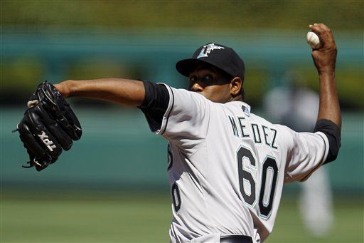 MLB: Marlins 7, Filis 1; Méndez blanquea en su debut