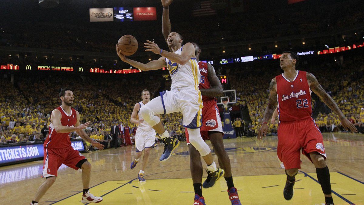 Warriors fuerzan 7mo juego al vencer a Clippers