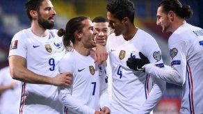 Francia tumba a Bosnia en Sarajevo con un solitario gol de Griezmann