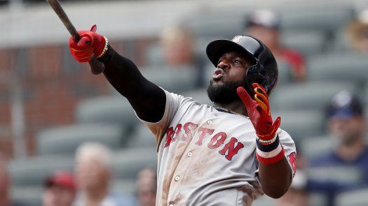 Phillips da victoria a Boston ante Bravos con jonrón
