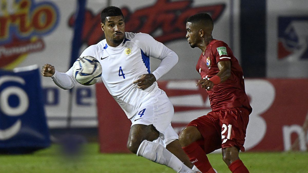 César Yanis estaría en la Copa Oro 2021 con la selección de Panamá.