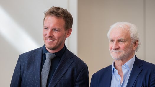 Rudi Völler renueva como director deportivo de Alemania hasta 2026