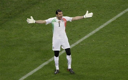Mundial: Buffon espera recuperarse de lesión en espalda
