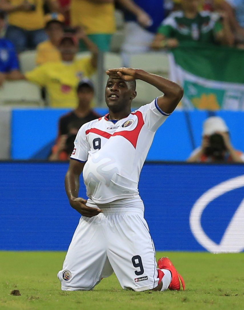 Costa Rica vence 3-1 a Uruguay en debut mundialista