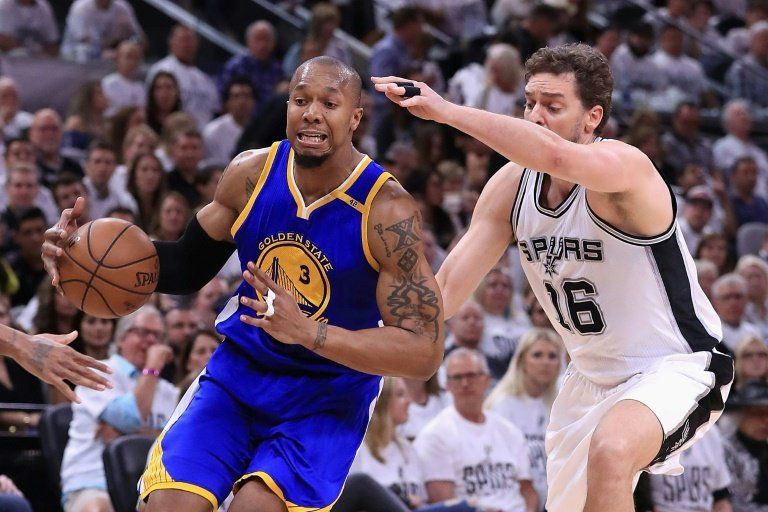 Pau Gasol pacta por tres años más con los Spurs