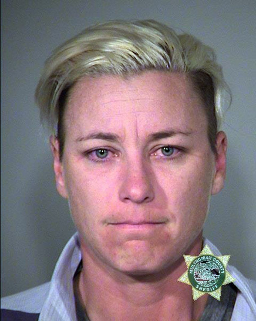 Ex futbolista Wambach, arrestada en Oregon