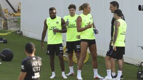Julián Álvarez no viaja con el Atlético de Madrid a Marsella en plena incertidumbre