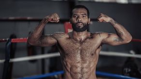 El ex campeón Jezreel Corrales lució impecable en triunfo ante Pedro Peñuñuri en Obregón