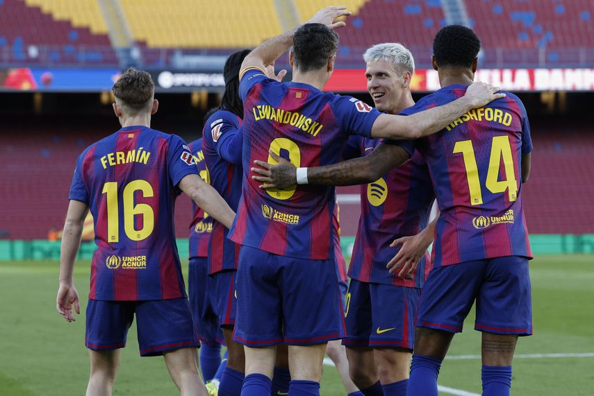 El FC Barcelona golea al Mallorca y continúa liderando