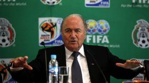 Blatter: La FIFA quiere más requisitos para naturalizados
