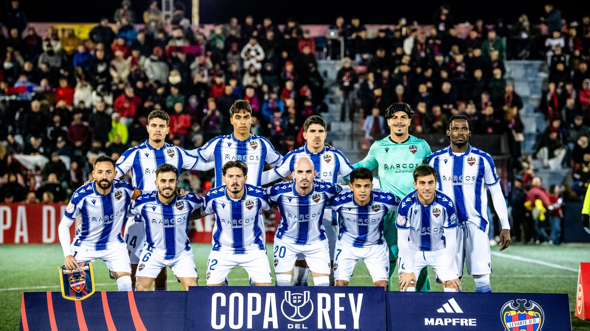Martín Krug y el Levante superaron al Cieza en la Copa del Rey Martín Krug y el Levante superaron al Cieza en la Copa del Rey