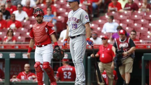 Con alineación indebida, Mets pierden 2-1 ante Rojos