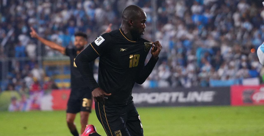 Cecilio Waterman rompió las redes y silenció el Trébol