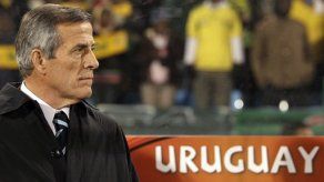 Mundial: Tabárez descarta acuerdo para empate con México