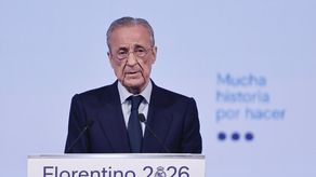 Florentino Pérez: Riquelme parece más preocupado por hacerse famoso