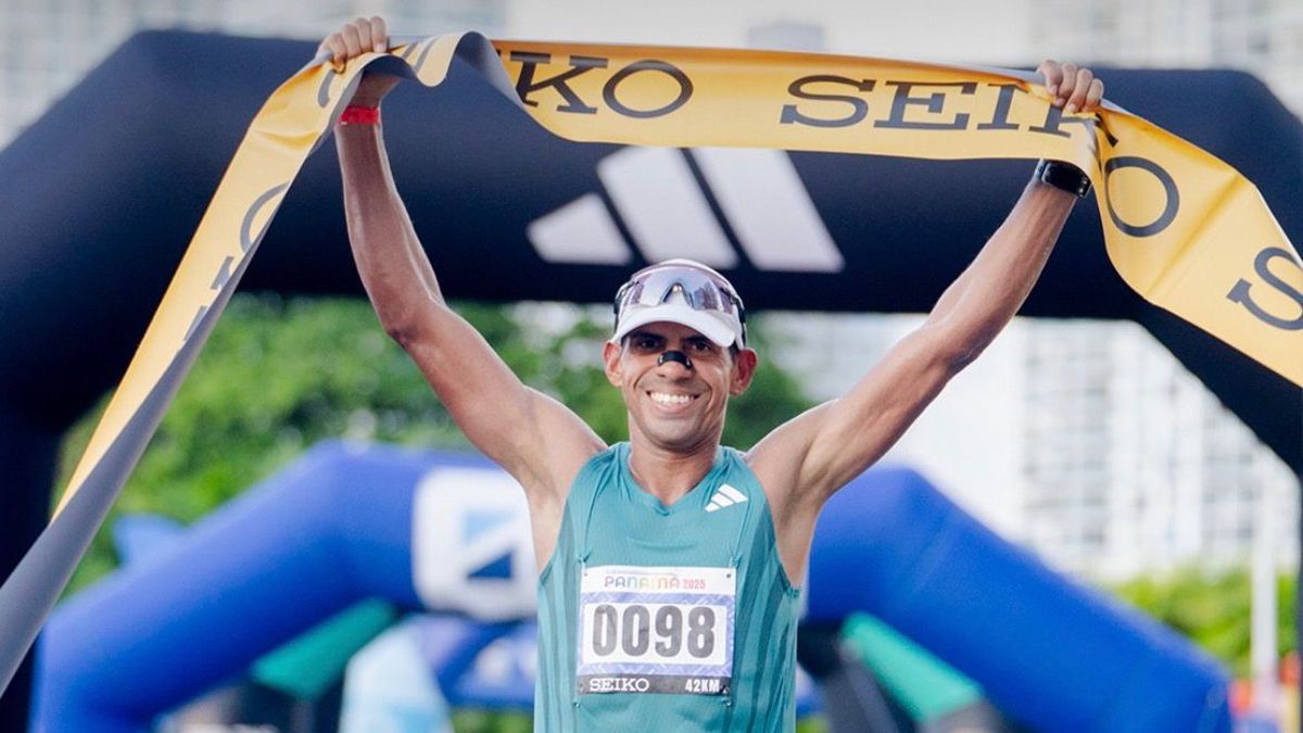 Panameño Jorge Castelblanco