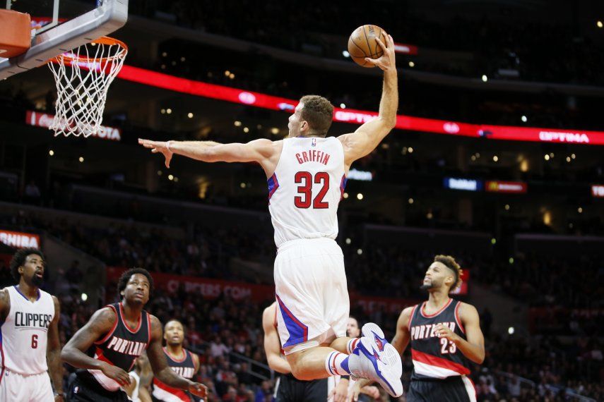 Jordan atrapa 24 rebotes, Clippers ganan a Trail Blazers