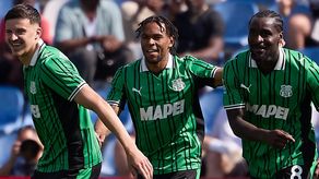 AC Milan cae ante Sassuolo y pone en peligro su ubicación en la Serie A