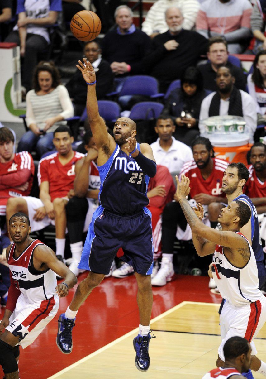 Ellis guía a Mavs hacia triunfo sobre Wizards