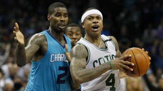 Celtics cortan racha positiva a Hornets
