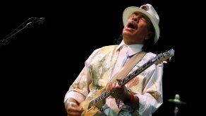 Carlos Santana y su hijo tocarán en Serie Mundial