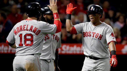 Medias Rojas mantienen el ritmo: blanquean a Angelinos 9-0