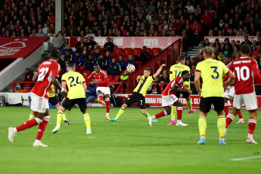 El Nottingham Forest y Burnley empatan en duelo de Premier League