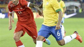 Derrota de Brasil ante Suiza no preocupa a Scolari