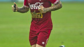 Guerrero realiza entrenamientos diferenciados con Perú