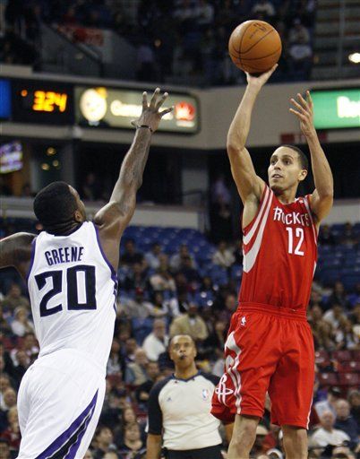 NBA: Rockets 102, Kings 93; Martin anota 22 puntos
