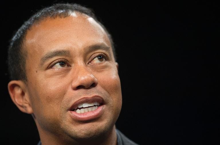 Tiger Woods comenzó a entrenar tras su operación en la espalda