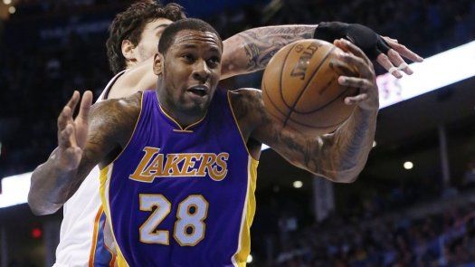 Con 27 de Westbrook, el Thunder despacha a los Lakers
