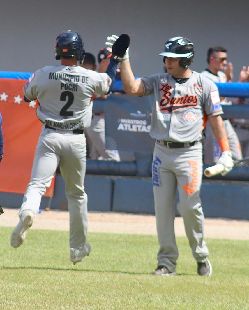 Béisbol Mayor 2021: Los Santos atrapa a unos Bip-BipBéisbol Mayor 2021: Los Santos atrapa a unos Bip-Bip