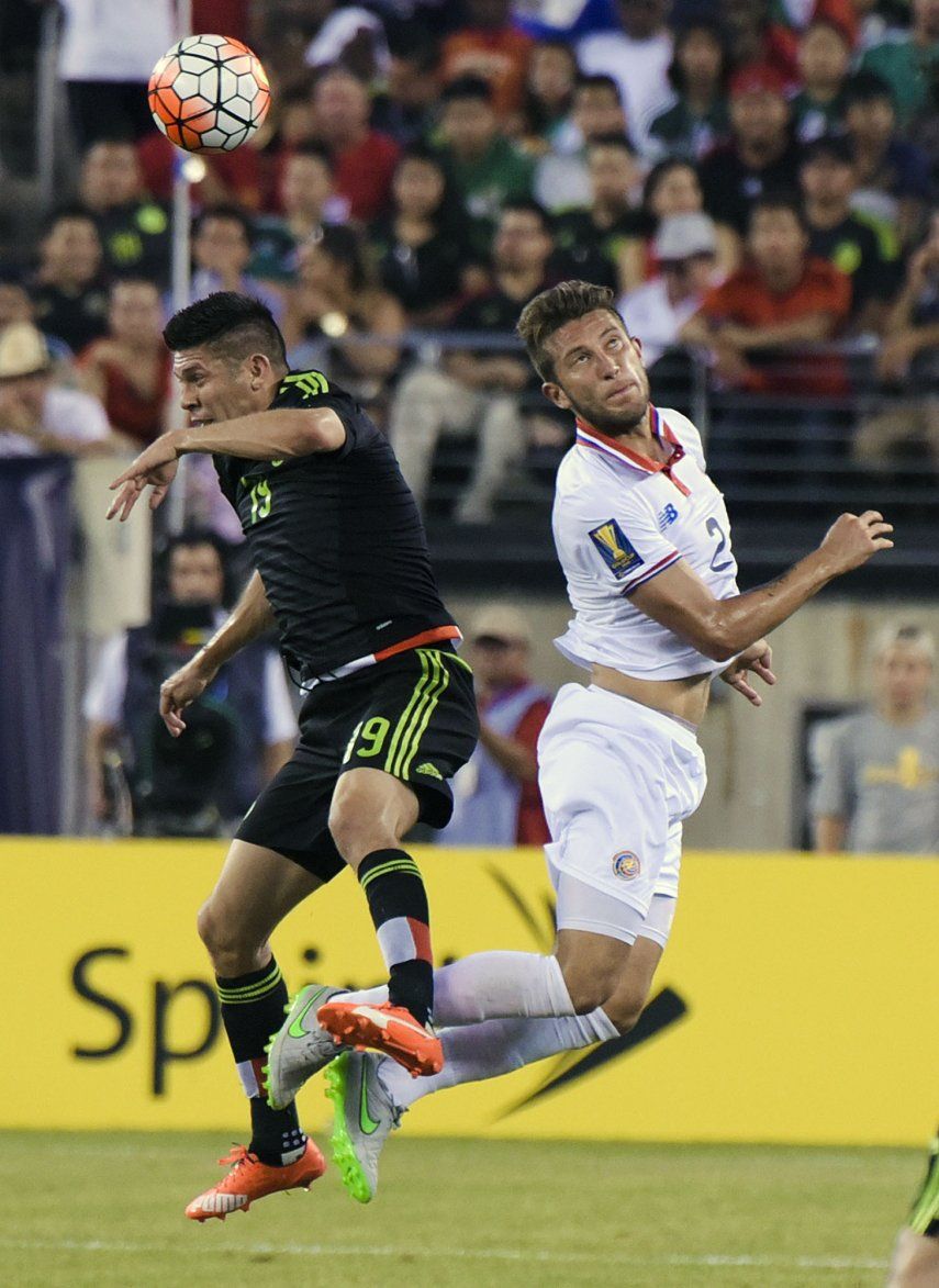 México vence a Costa Rica  y avanza a semis de Copa de Oro