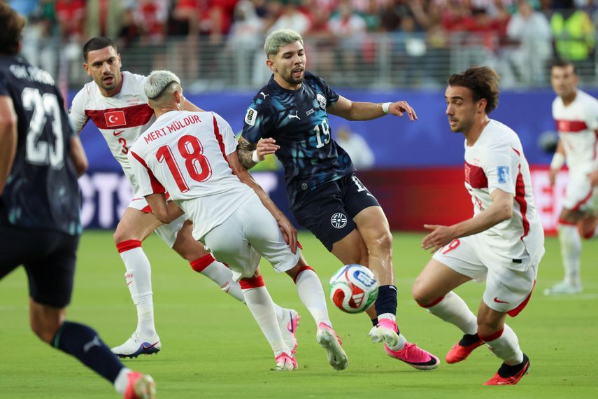 Mundial 2026: Paraguay aguanta con diez para derrotar a Turquía