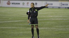 Víctor Ríos pitará la final del Clausura entre Tauro y Árabe Unido