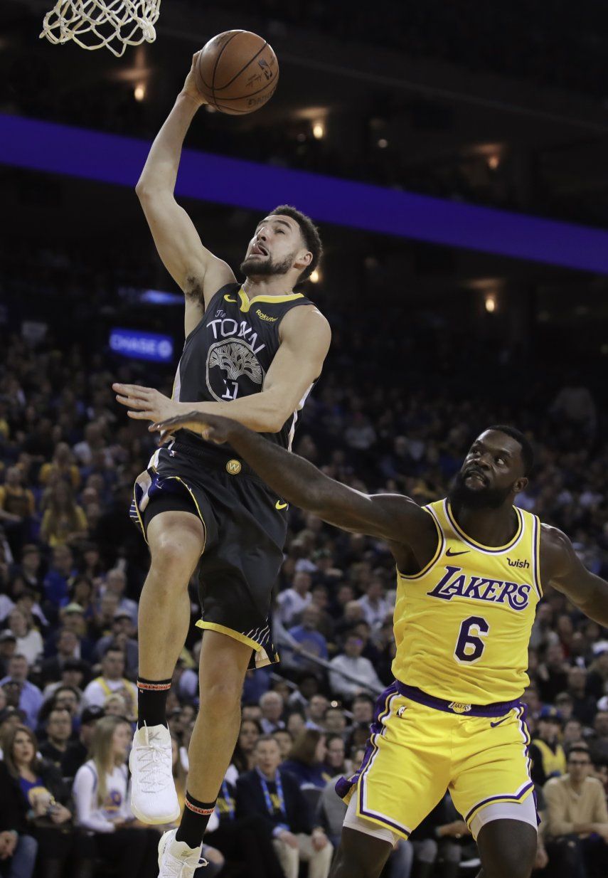 Thompson fulmina de nuevo a Lakers en triunfo de Warriors
