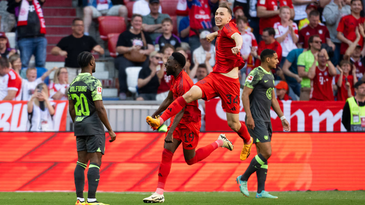 Bayern Múnich sumó de tres ante el Wolfsburgo tras eliminación en Champions