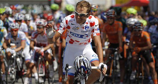 El Tour entra en la etapa más difí­cil en la montaña